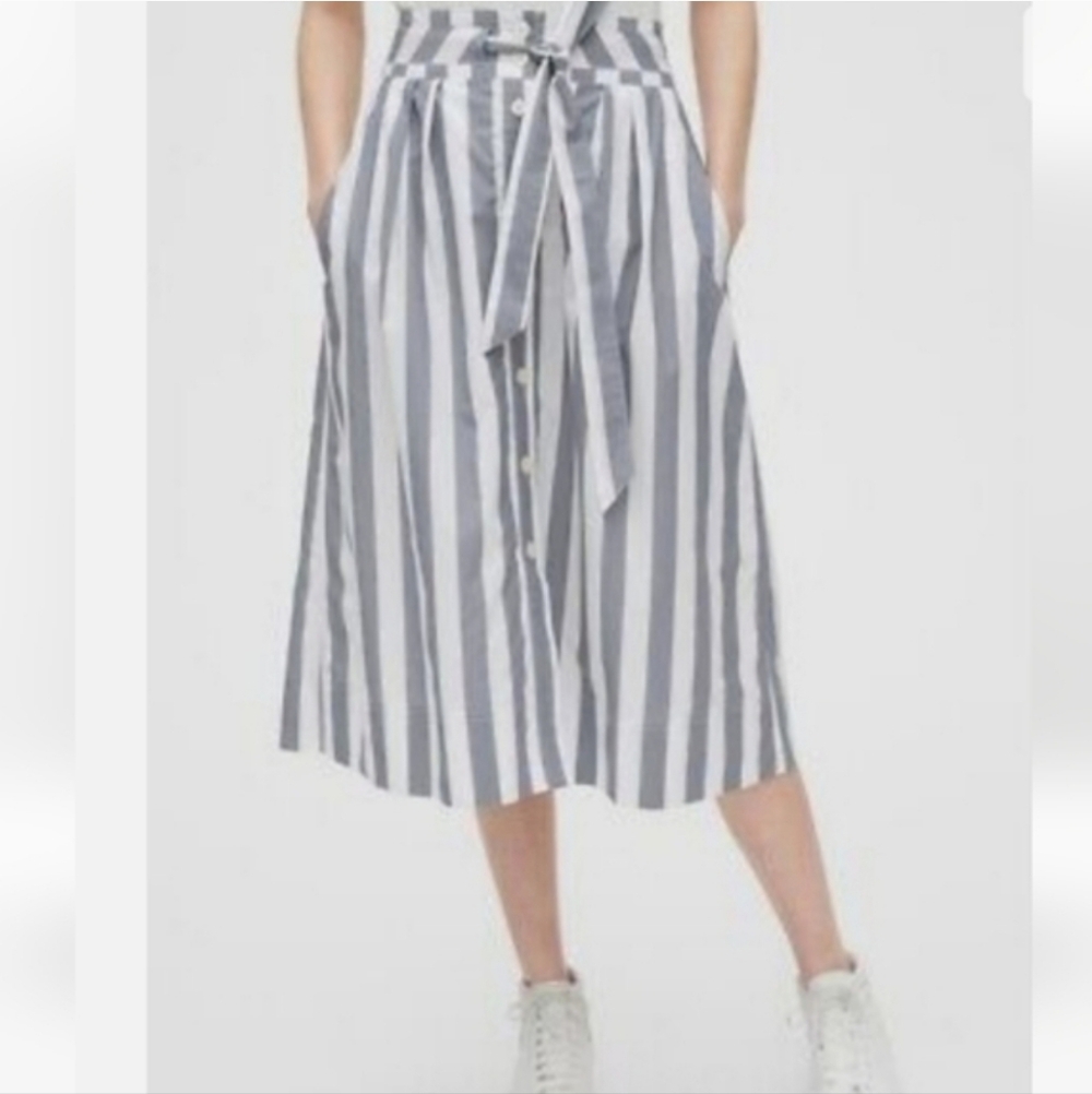 GAP Striped Button Front Midi Skirt in Grey and White